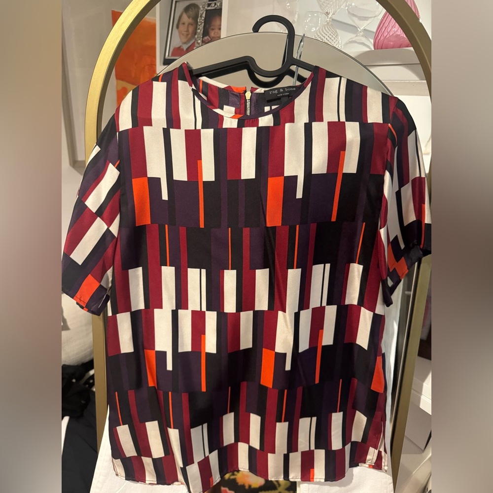 rag & bone Geometric Print Short Sleeve Blouse in Burgundy, Orange, White, Black